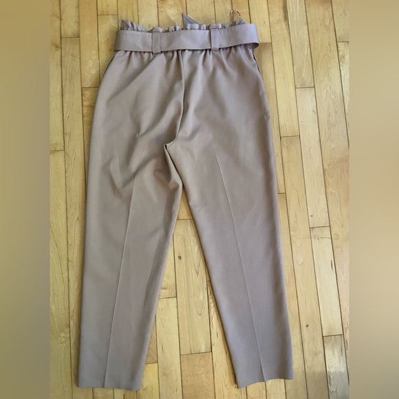 Primark soft rose pink coloured pleated women’s trouser pants. Size 8 - Picture 3 of 6